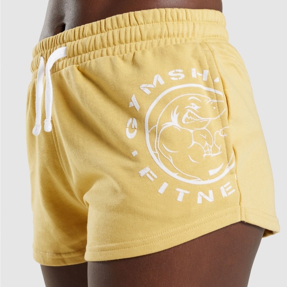 Gymshark Pants - Gymshark sweatshirts, and a beautiful yellow color size small